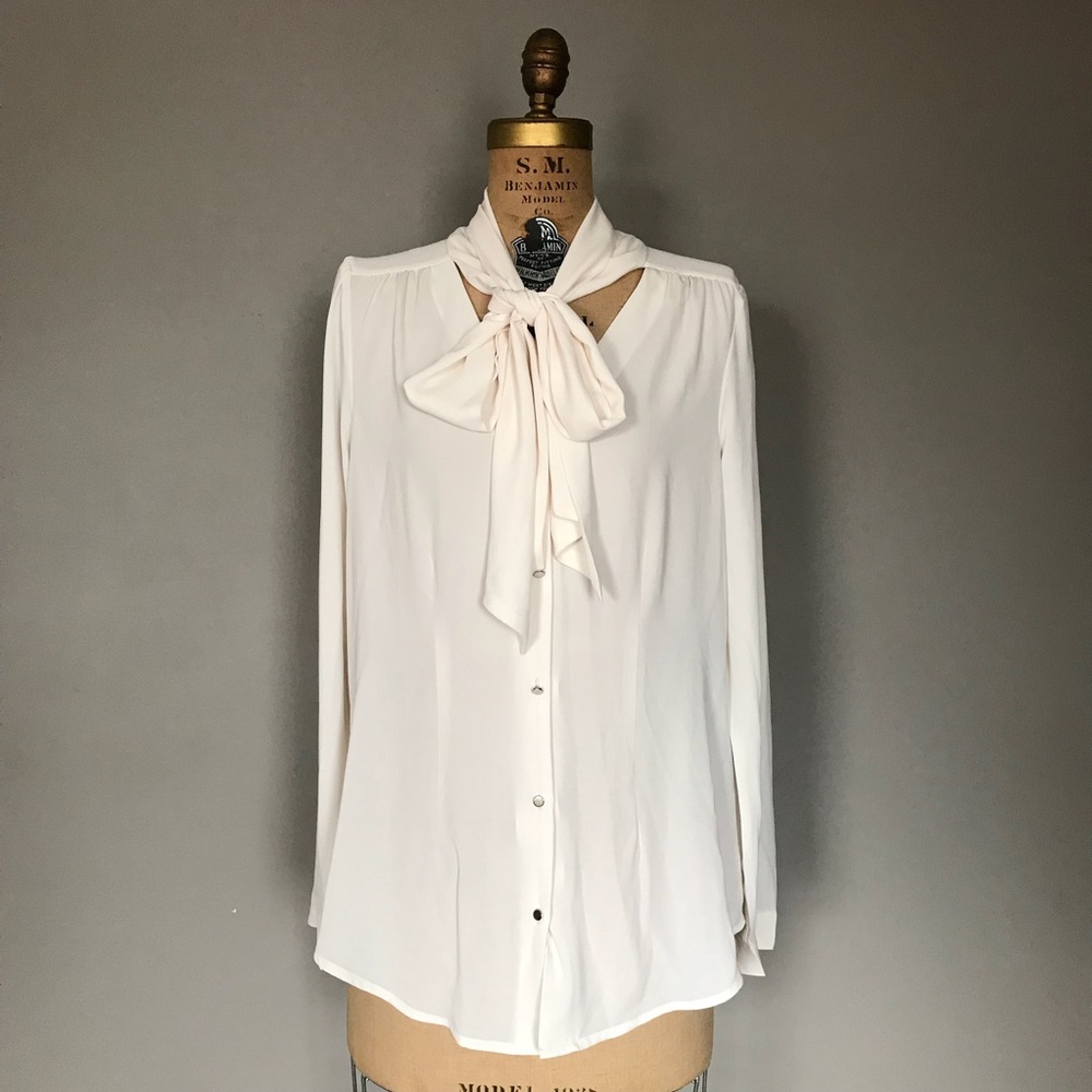 WHBM Cream/White Retro Bow Blouse